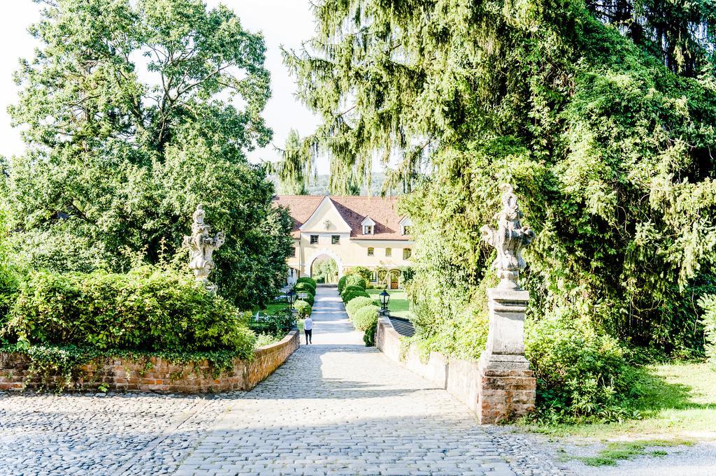 Schlosshotel Obermayerhofen Sebersdorf Eksteriør billede